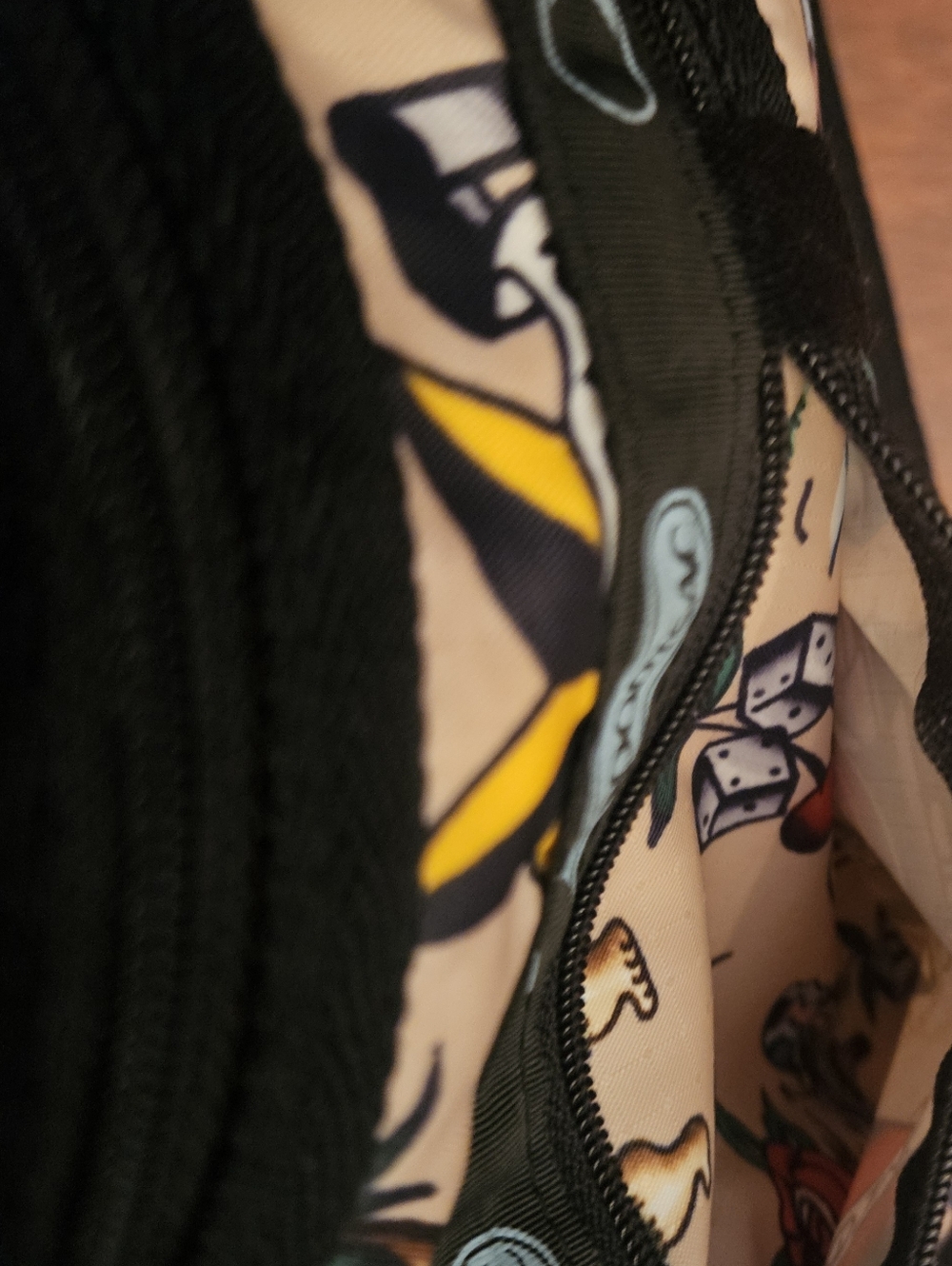 Lesportsac Aloha Pirates Nylon Bag, RARE - Picture 10 of 16